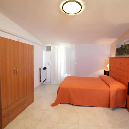 Francesco Apartament Ragusa